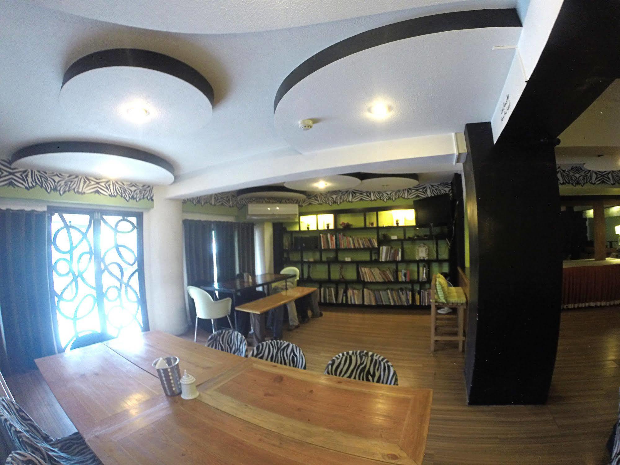 Urban Inn Iloilo ภายนอก รูปภาพ